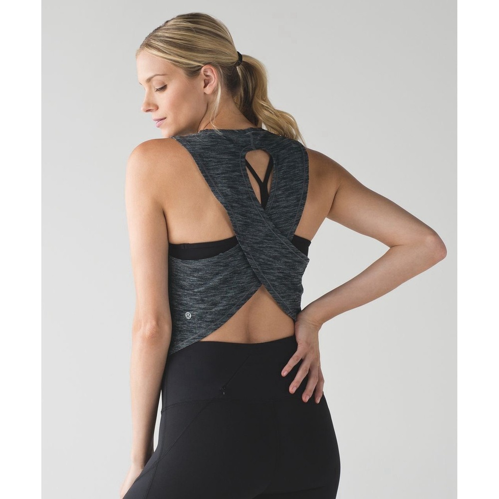 Lululemon Fast As Light Muscle Tank Women's Size 6 Gray Cross Back Workout Top